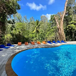  Hostel Blanco Lanta